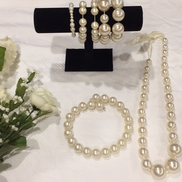 Jewelry -  FINAL CHANCE! Pearl Set